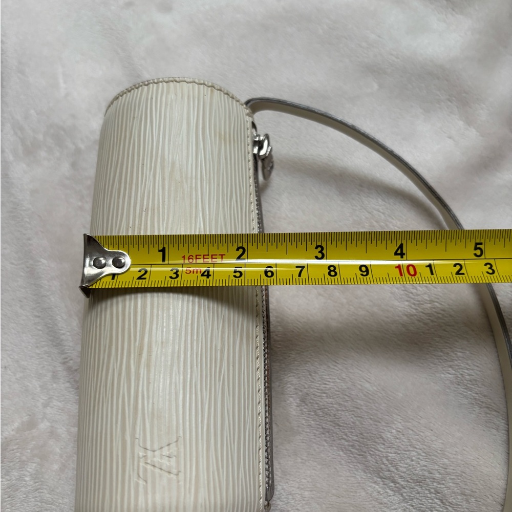 Louis Vuitton Cream Mini Papillon Hand Bag - Picture 7 of 9